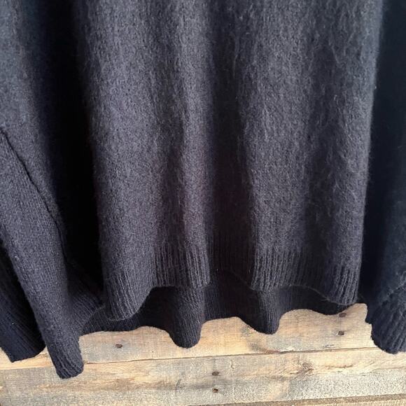 Time And Tru Black Maternity Mock Neck Sweater Size Large - Picture 5 of 11